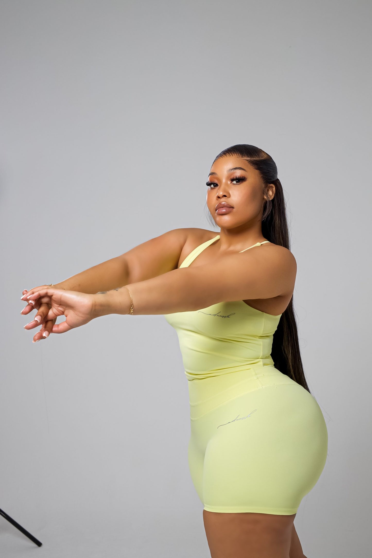 Nia Set